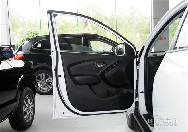 2015款 2.4L 自动两驱领先型 国V