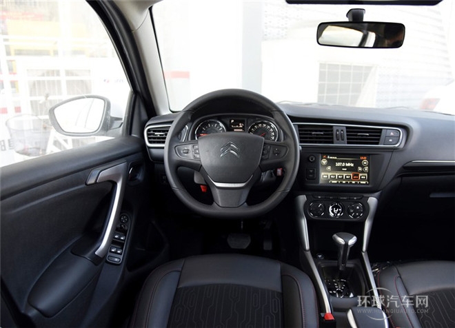 2015款 1.6L 自动先锋型