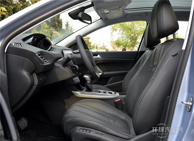 2015款 1.6T 自动睿驰版