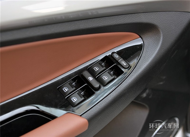 2015款 1.9T两驱柴油豪华型