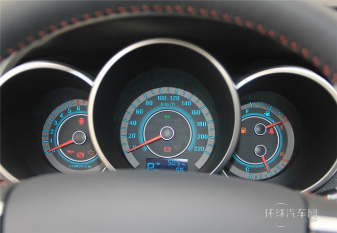 2015款 1.6L 手动尚酷型 国IV