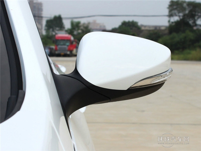2015款 1.6L 手动致酷型 国IV