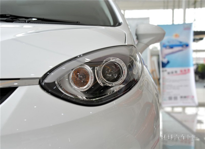 2015款 1.5L 手动黄钻版