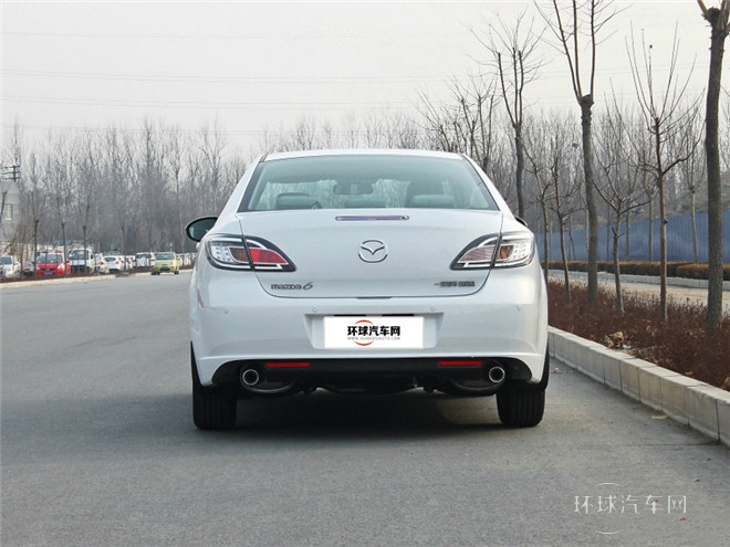 2015款 2.0L 自动豪华版