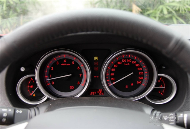 2015款 轿跑 2.0L 自动豪华版