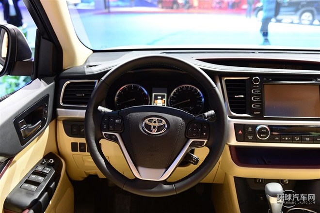 2015款 2.0T 四驱精英版 7座