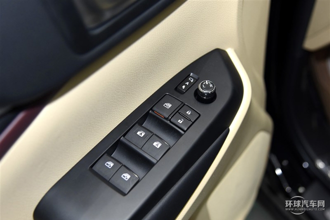 2015款 3.5L 四驱豪华版 7座