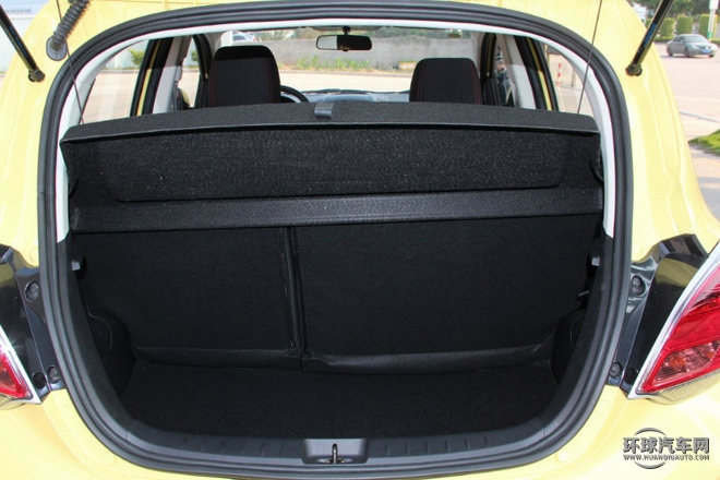 2015款 1.4L 手动尊贵型
