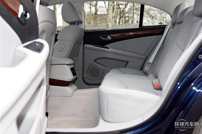 2015款 1.8T 豪华型
