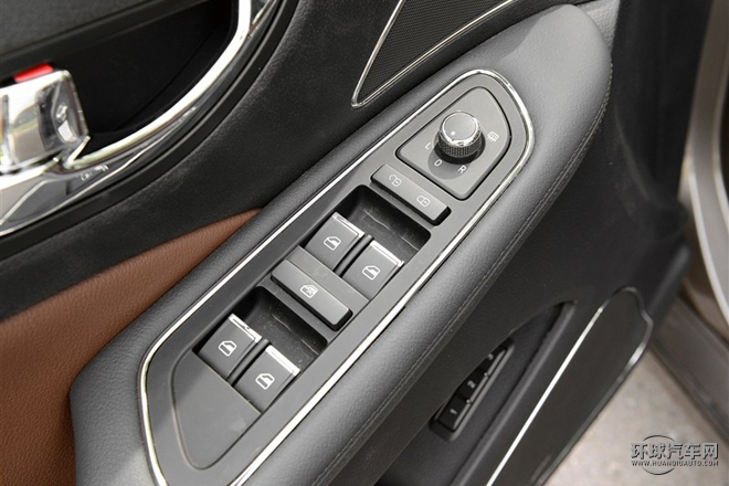 2015款 3.0L 豪华型