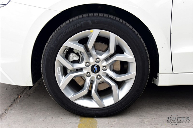 2015款 1.8T 豪华型