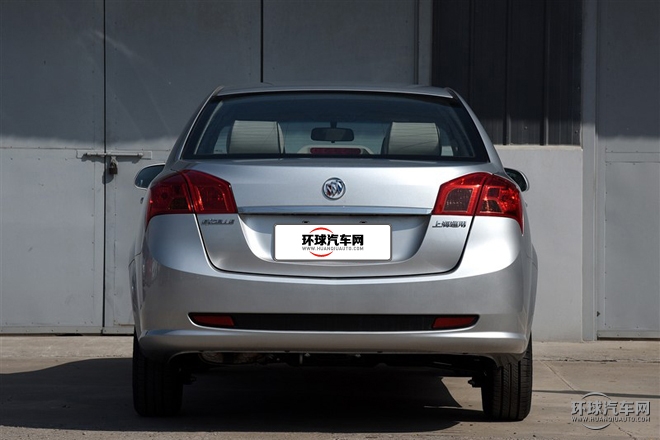 2015款 1.5L 自动经典型