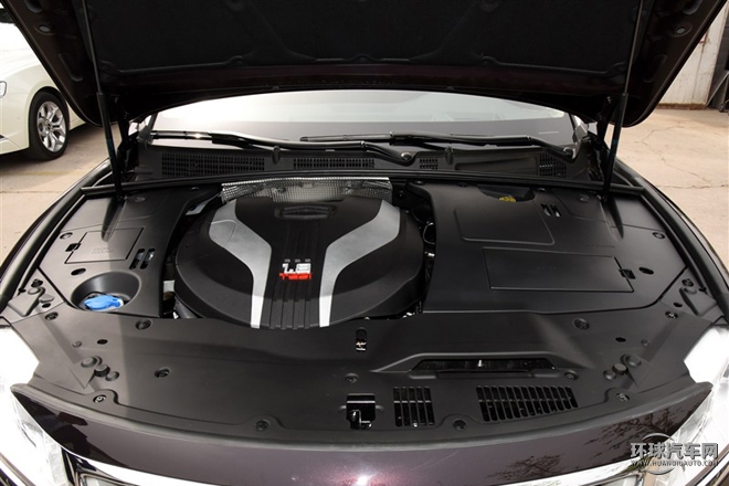 2015款 礼宾限量版 1.8T 尊享型