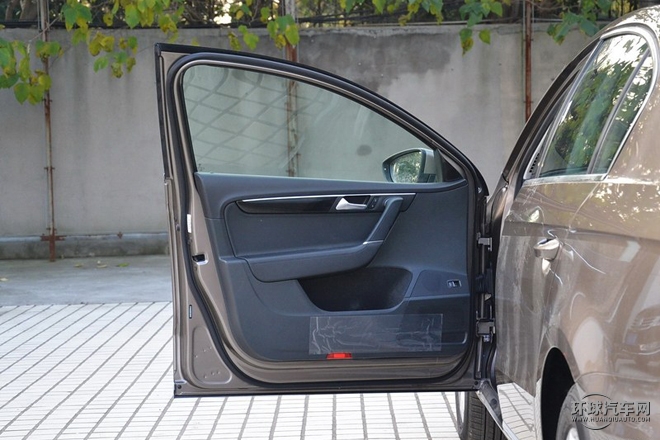 2015款 改款 2.0TSI 豪华型