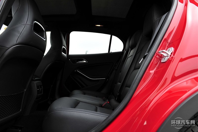 2015款 GLA 260 4MATIC 运动型