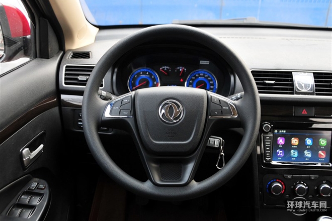 2015款 1.5L 手动豪华型 5座 国IV