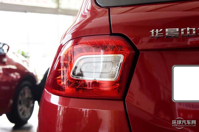 2015款 1.5L 手动精英型