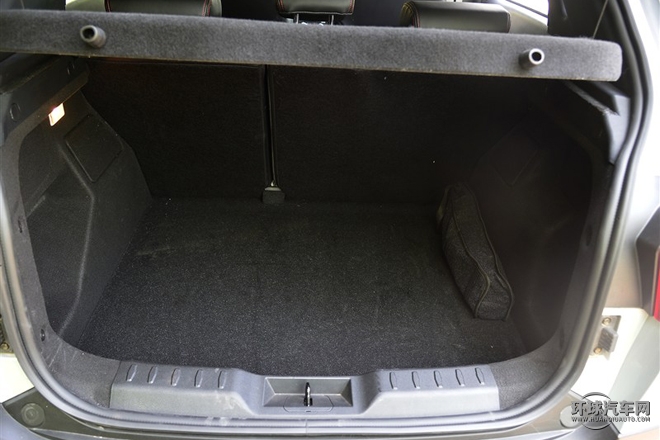 2015款 1.5T 自动旗舰型
