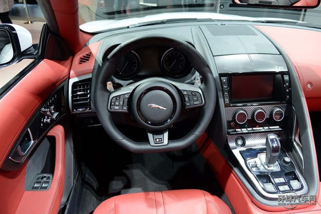 2016款 5.0T R 四驱敞篷版