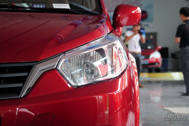 2015款 1.6L 手动北斗导航版