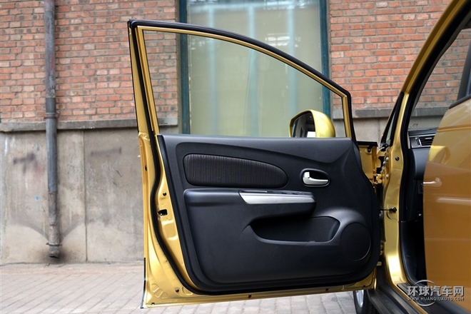 2015款 1.6L 手动北斗导航版