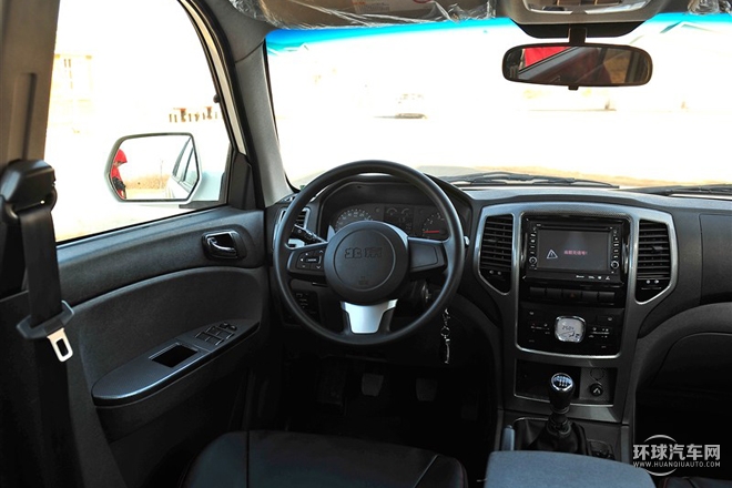2015款 2.0T 四驱豪华型