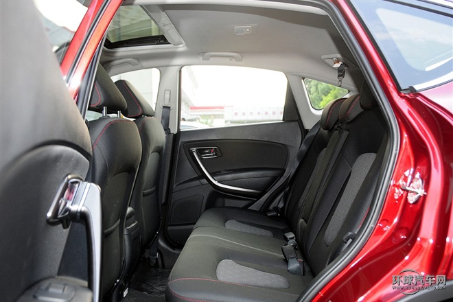 2015款 2.0L 自动舒适型