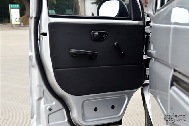 2015款 1.0L基本型非空调C10