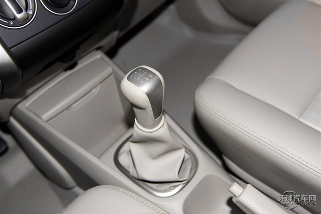 2015款 1.6L 手动豪华版