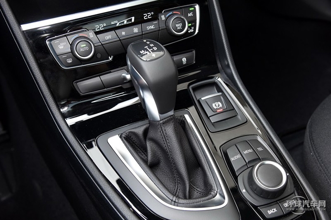2015款 218i 领先型