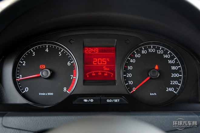 2015款 1.6L 手动风尚型