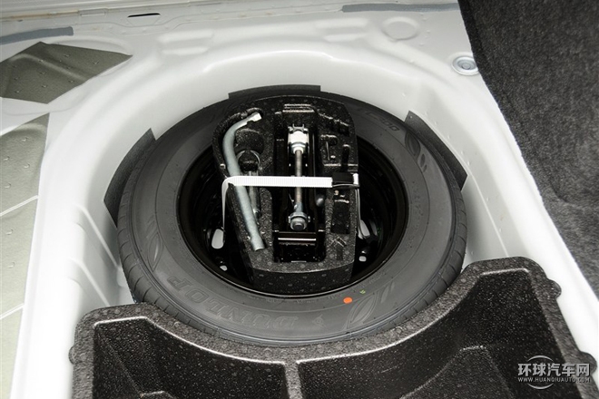 2015款 1.6L 自动风尚型