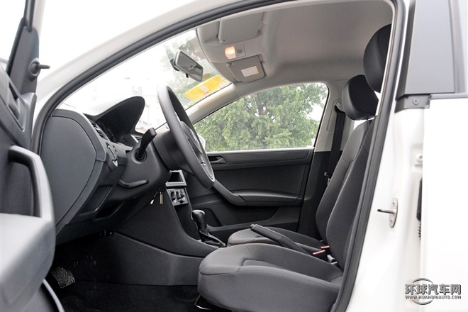 2015款 1.6L 自动风尚型