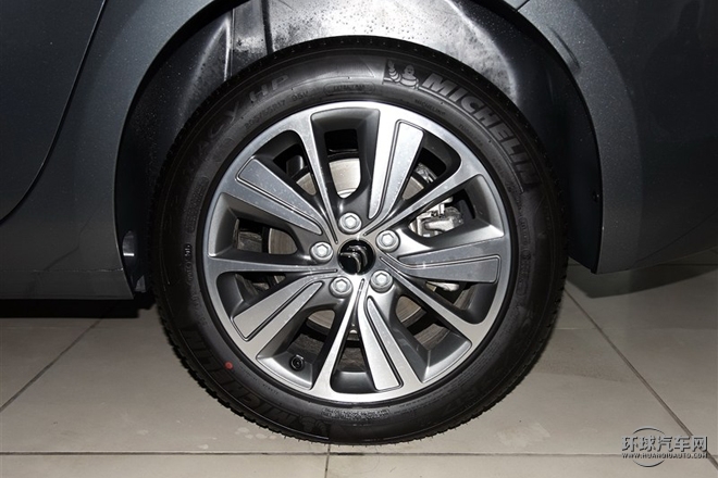 2015款 Grand 1.6T 豪华型 7座