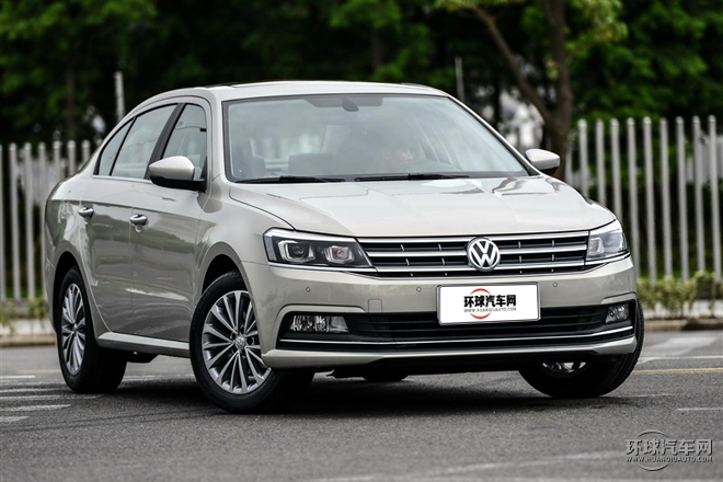 2015款 230TSI DSG 舒适版