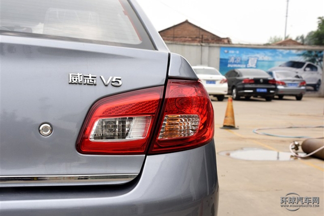 2015款 1.5L 自动精英型
