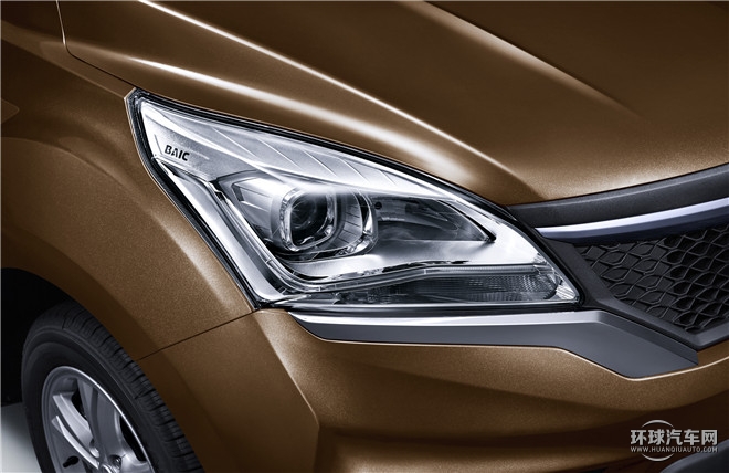 2015款 1.5L 手动标准型