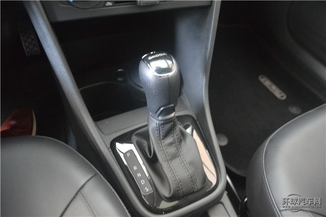 2016款 1.6L 自动创行版