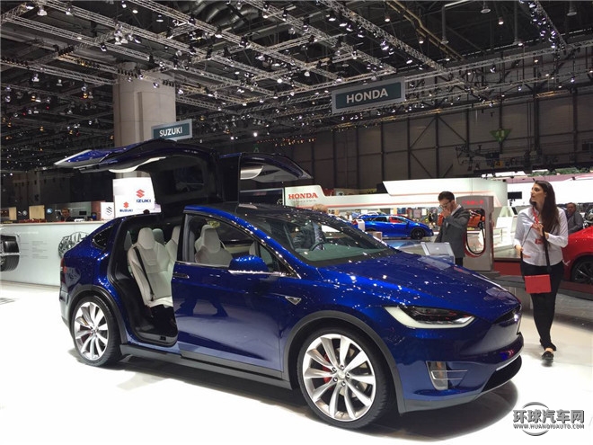 MODEL X 2016款 MODEL X P90D Signature Red