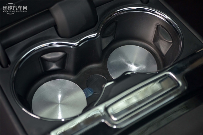 2016款 XJL 3.0 SC 四驱旗舰商务版