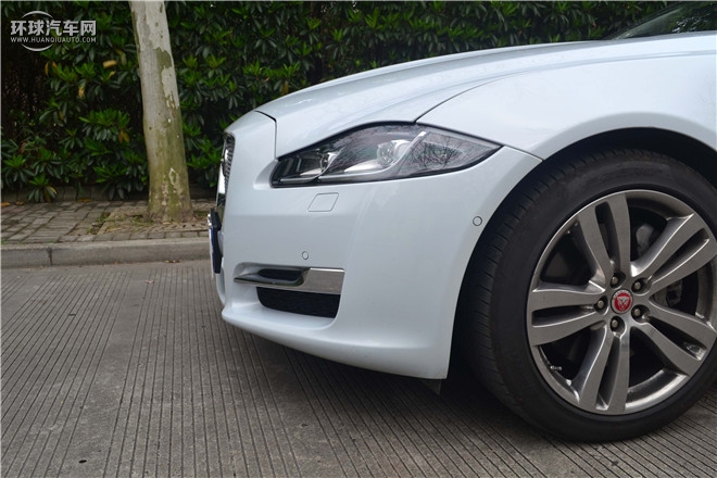 2016款 XJL 3.0 SC 四驱旗舰商务版