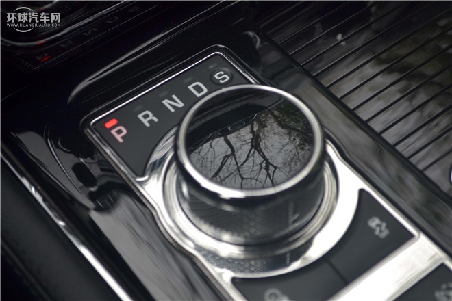 2016款 XJL 3.0 SC 四驱旗舰商务版