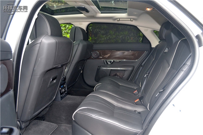 2016款 XJL 3.0 SC 四驱旗舰商务版