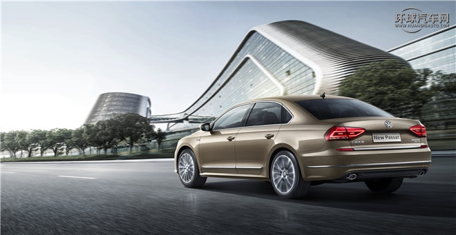 2016款 330TSI DSG尊荣版