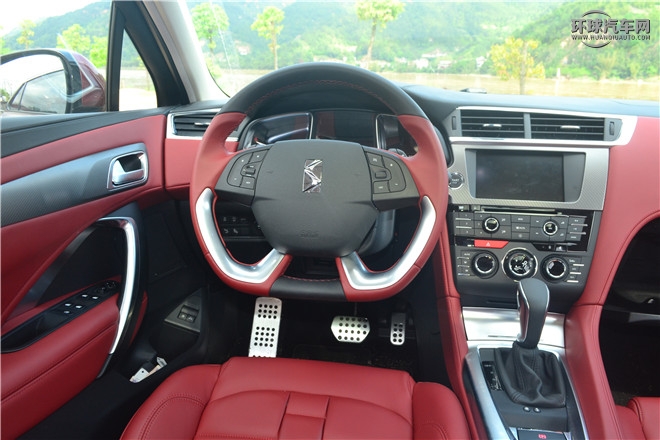 2016款 1.8T 自动尊享版THP200