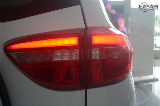 2016款 1.6L CVT智联V版