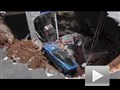 悲剧到家了！博物馆地陷8辆跑车遭殃
